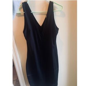 Black bodycon dress